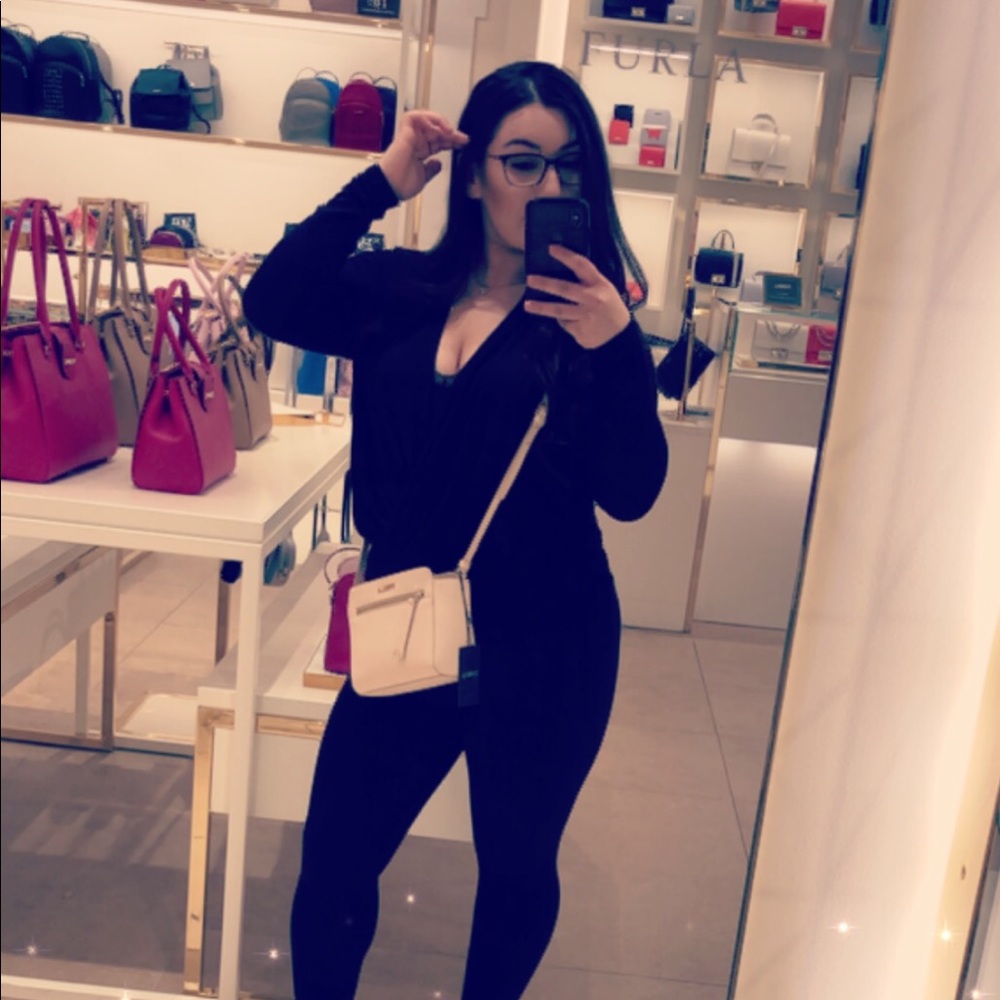 Meet your Posher, Ceci